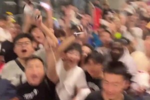 近凌晨一点，这人气什么水平？